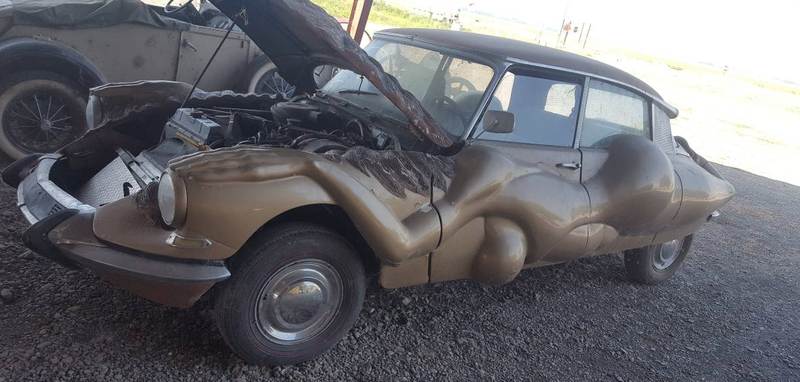 Illustration for article titled Here It Is, The Most Terrifying Citroën On Craigslist